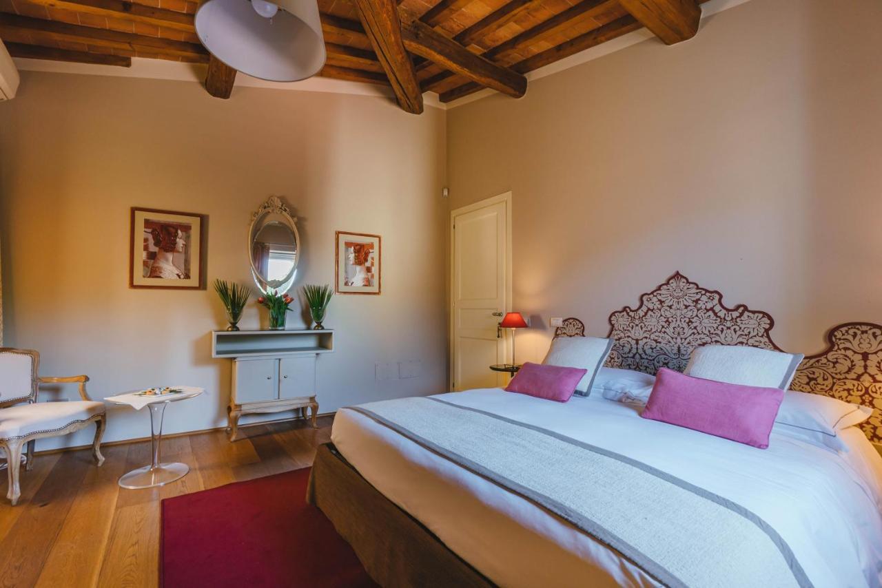 Duchess Boutique De Charme Bed & Breakfast Florence Exterior photo