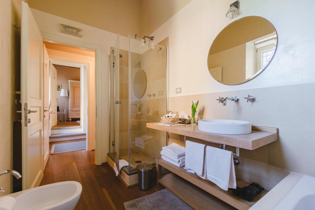 Duchess Boutique De Charme Bed & Breakfast Florence Exterior photo